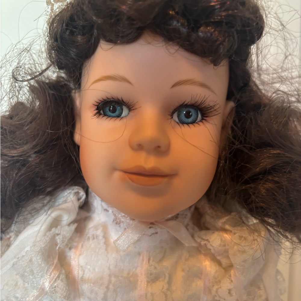 Elegant White Lace Porcelain Doll - Picture 2 of 8